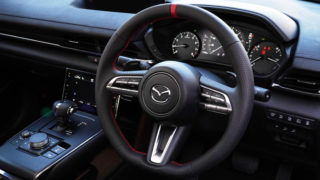特価！　オートエグゼ　クイックシフター　Mazda3　CX-30　マニュアル車用