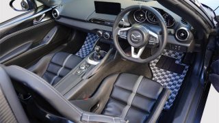 ク*ラ様 マツダ　NＤロードスター　純正　内装　一式 ロードスターの内装に迫る！グレードごとの違いは？（2015年～現行