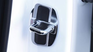マツダ車用ドアスタビライザー、開発中。 | AutoExe マツダ車