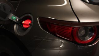 新世代マツダ車対応！フューエルキャップカバー。 | AutoExe マツダ車